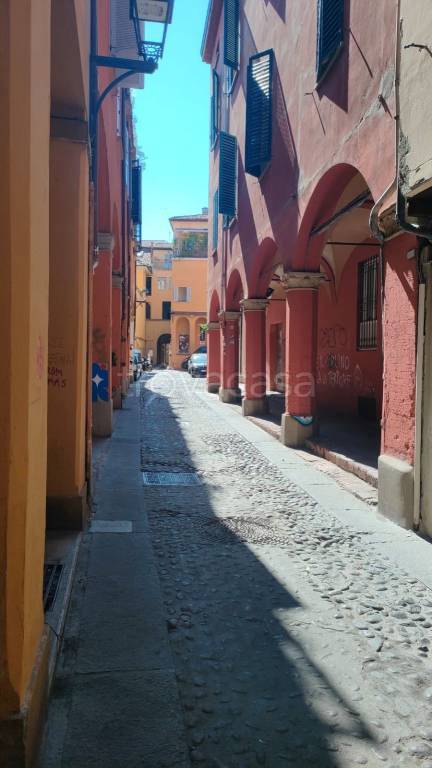appartamento in vendita a Bologna in zona Centro Storico
