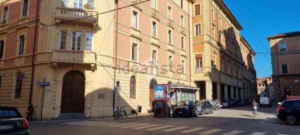 appartamento in vendita a Bologna in zona Centro Storico