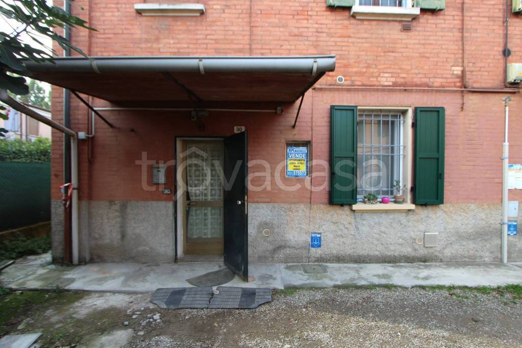 appartamento in vendita a Bologna in zona Reno