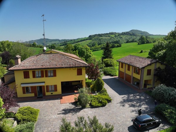 casa indipendente in vendita a Bologna in zona Saragozza