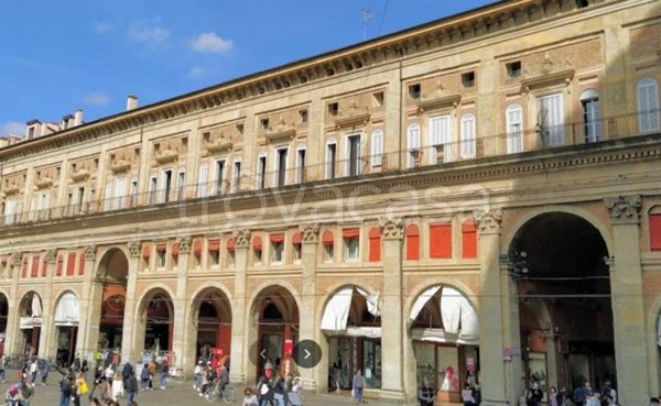 ufficio in vendita a Bologna in zona Centro Storico