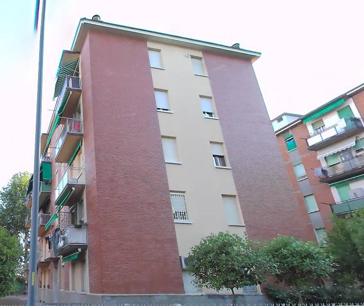 appartamento in vendita a Bologna in zona Aeroporto