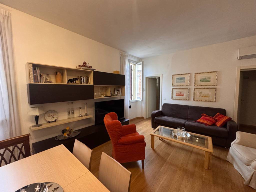 appartamento in vendita a Bologna in zona Centro Storico