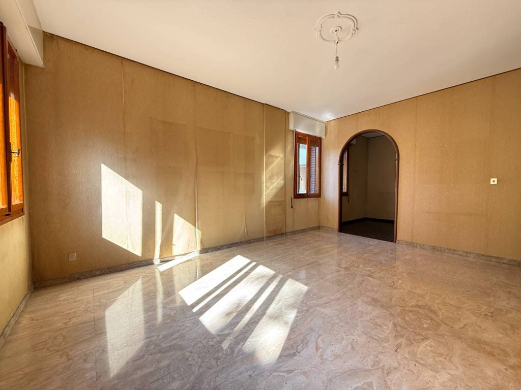 appartamento in vendita a Bologna in zona Andrea Costa