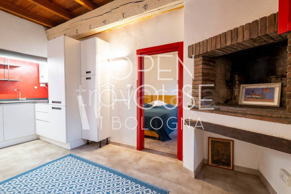 appartamento in vendita a Bologna in zona Saragozza