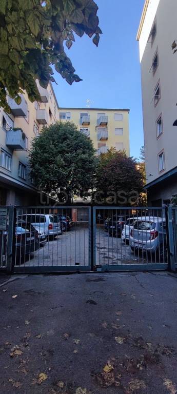 appartamento in vendita a Bologna in zona Santo Stefano