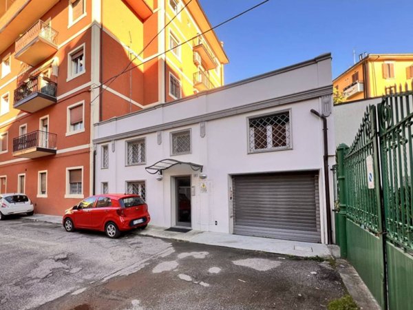 appartamento in vendita a Bologna in zona Saragozza