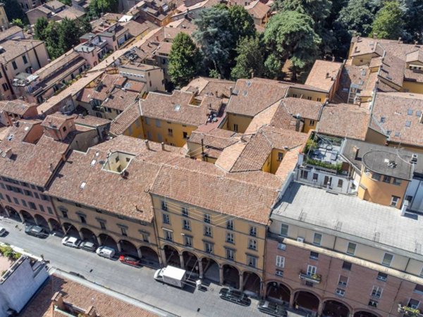 appartamento in vendita a Bologna in zona Centro Storico