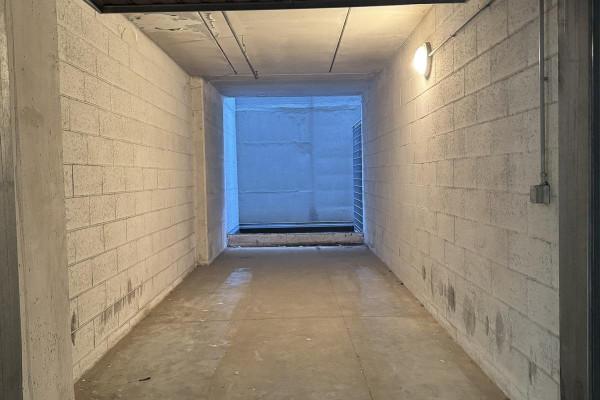 negozio in vendita a Bologna in zona Bolognina