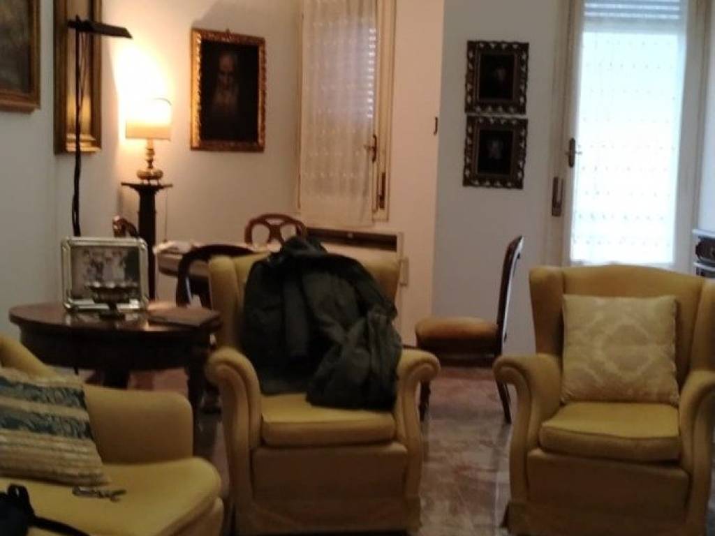 appartamento in vendita a Bologna in zona Saragozza