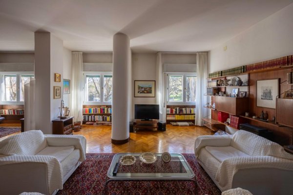 appartamento in vendita a Bologna in zona Santo Stefano