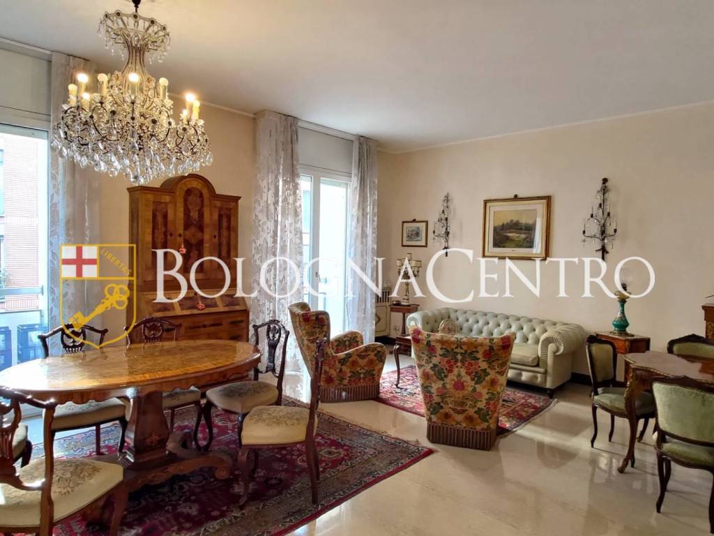 appartamento in vendita a Bologna in zona Centro Storico