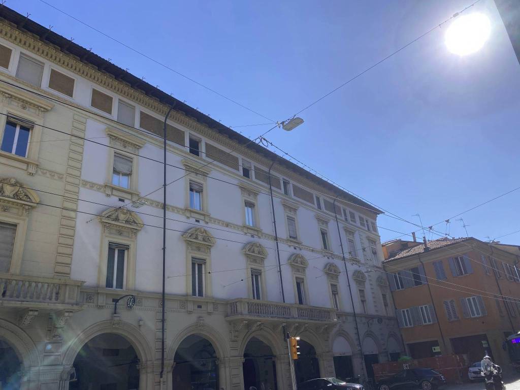 appartamento in vendita a Bologna in zona Santo Stefano