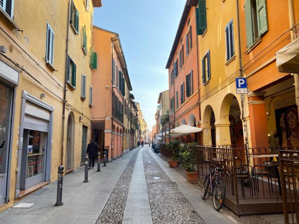 appartamento in vendita a Bologna in zona Centro Storico