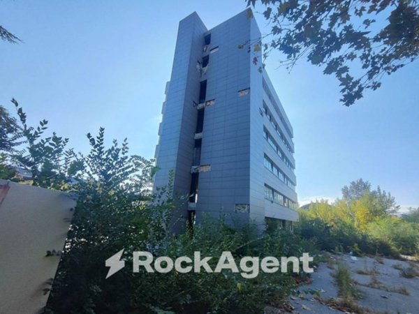 locale commerciale in vendita a Bologna in zona Fiera