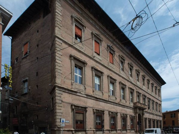 appartamento in vendita a Bologna