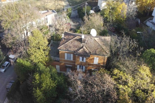casa indipendente in vendita a Bologna in zona Santo Stefano