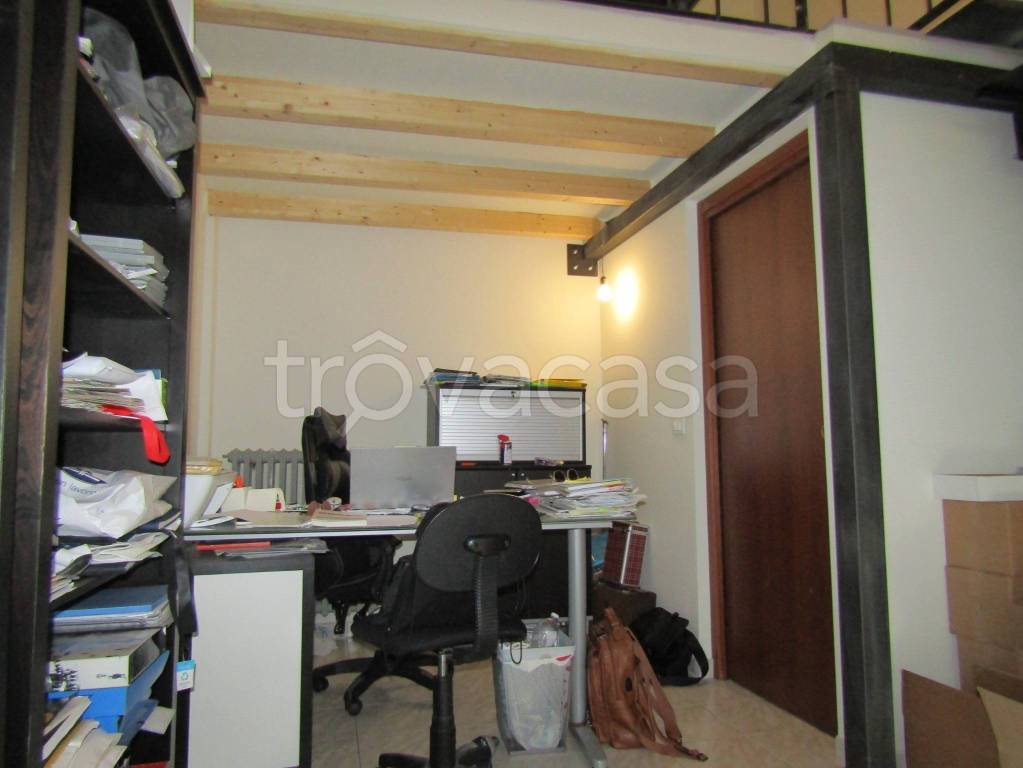 negozio in vendita a Bologna in zona San Vitale