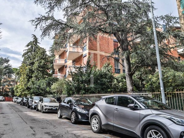 appartamento in vendita a Bologna in zona Colli