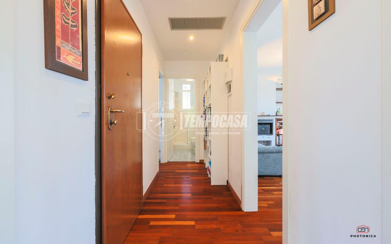 appartamento in vendita a Bologna in zona Reno