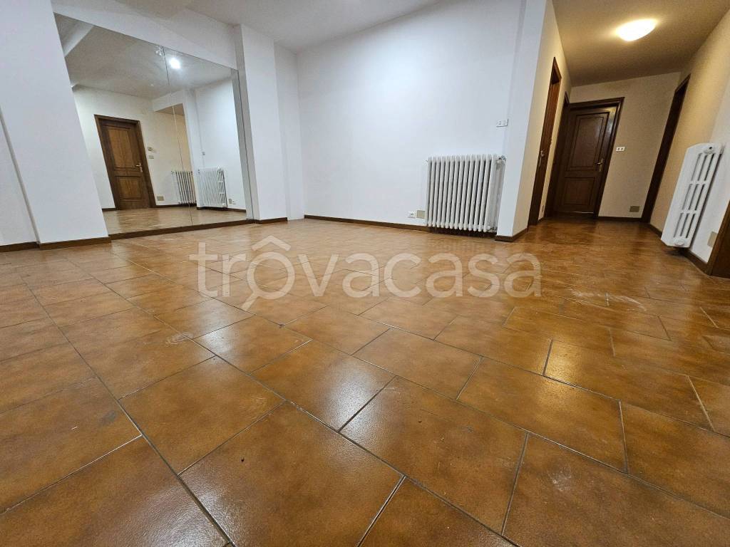 appartamento in vendita a Bologna in zona Santo Stefano