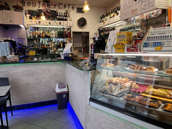 negozio in vendita a Bologna in zona San Donato