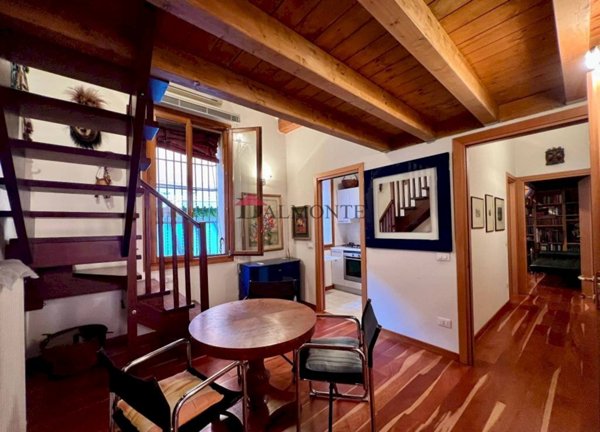 appartamento in vendita a Bologna in zona Centro Storico