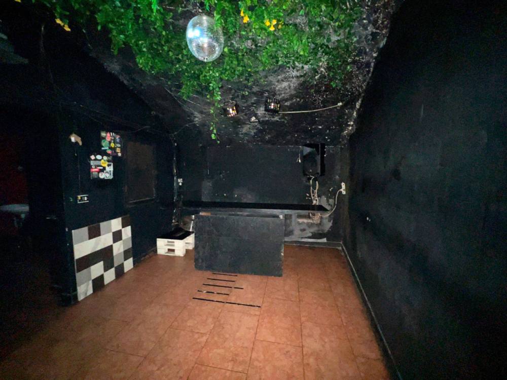 locale commerciale in vendita a Bologna in zona Centro Storico