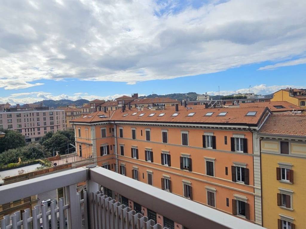 appartamento in vendita a Bologna in zona Quartiere Porto