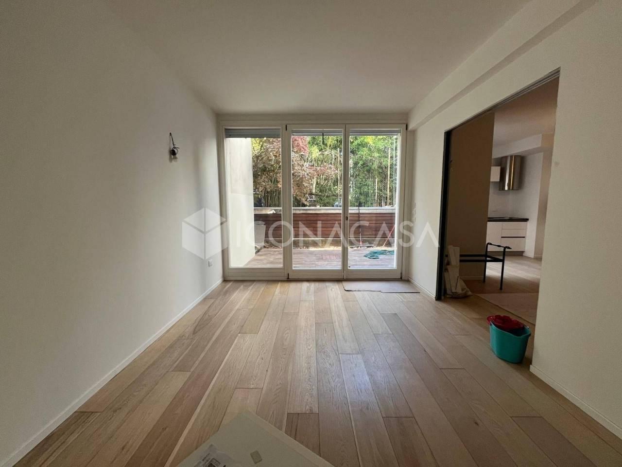 appartamento in vendita a Bologna in zona Andrea Costa