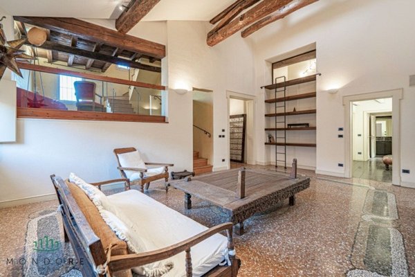 appartamento in vendita a Bologna in zona Centro Storico