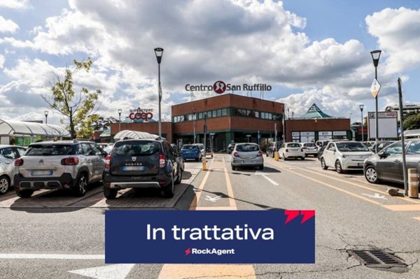 negozio in vendita a Bologna