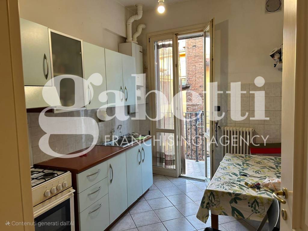 appartamento in vendita a Bologna in zona Centro Storico