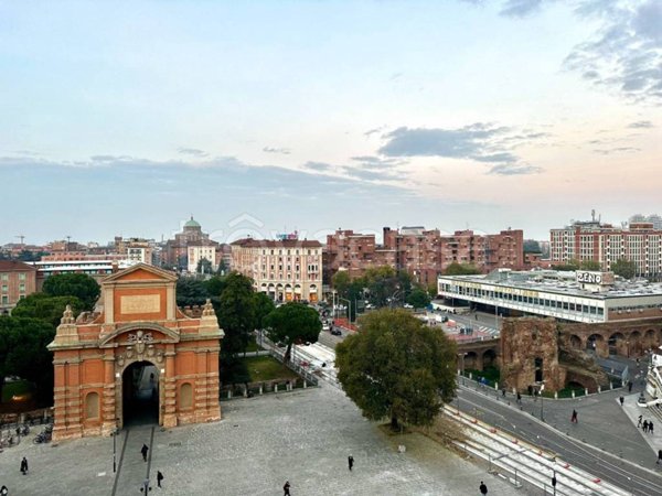 appartamento in vendita a Bologna in zona Quartiere Porto