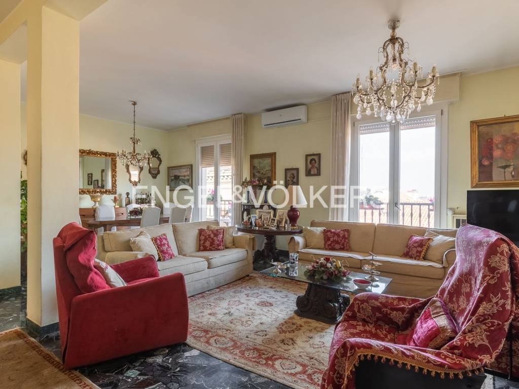 appartamento in vendita a Bologna in zona Santo Stefano