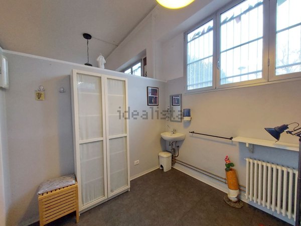 locale commerciale in vendita a Bologna in zona Murri