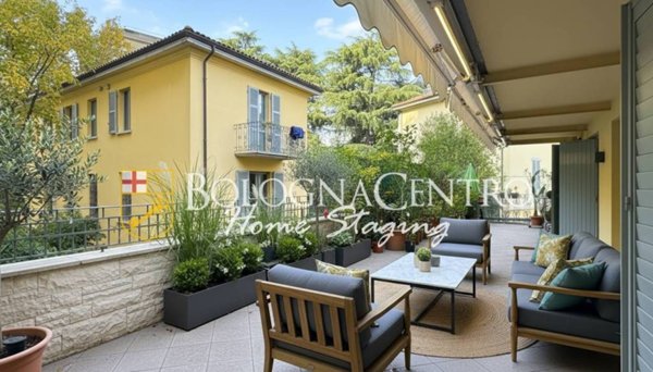 appartamento in vendita a Bologna in zona Saragozza
