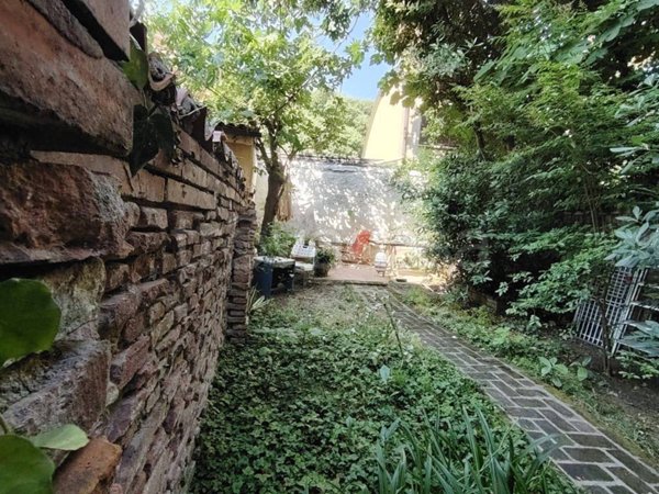 appartamento in vendita a Bologna in zona Santo Stefano