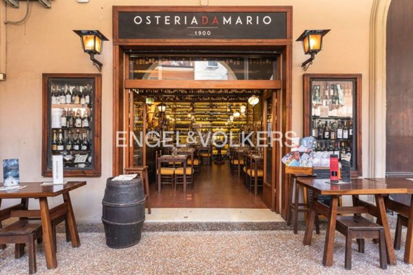 negozio in vendita a Bologna in zona Centro Storico
