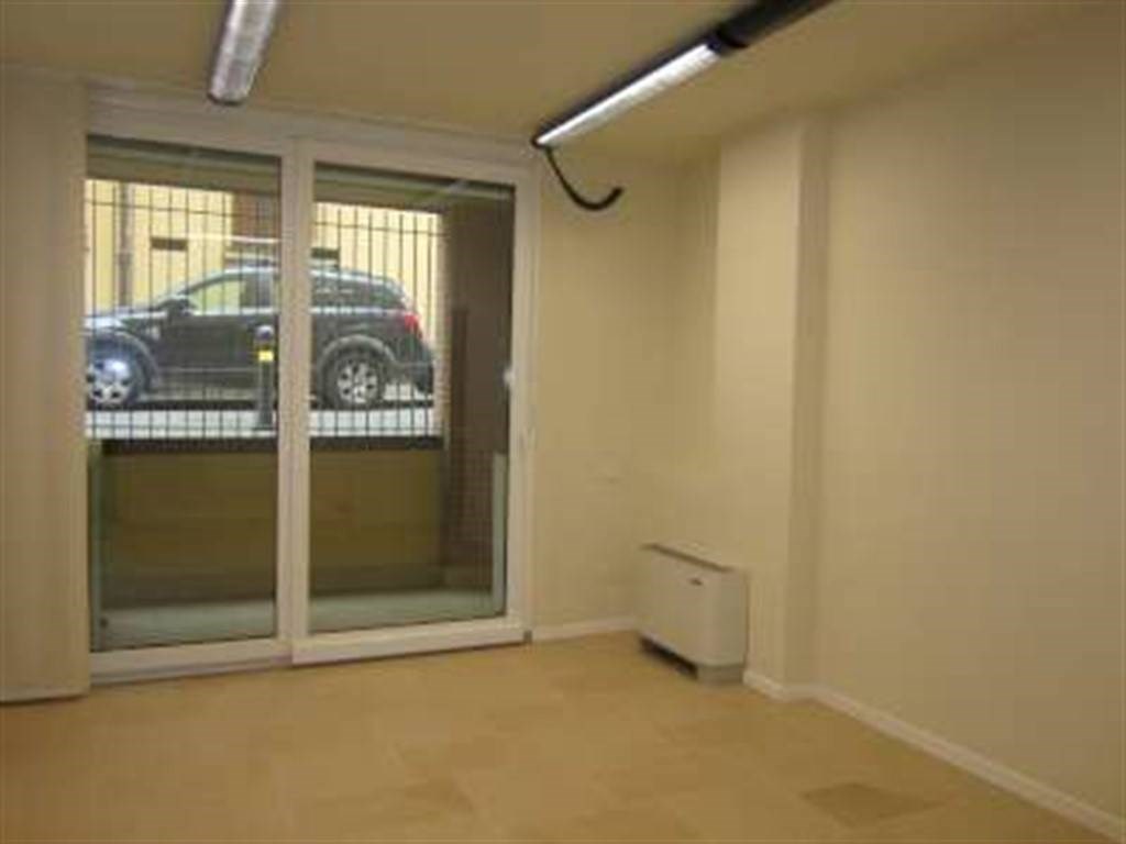 ufficio in vendita a Bologna in zona Centro Storico