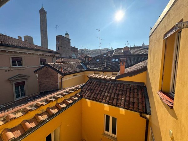 appartamento in vendita a Bologna in zona Centro Storico