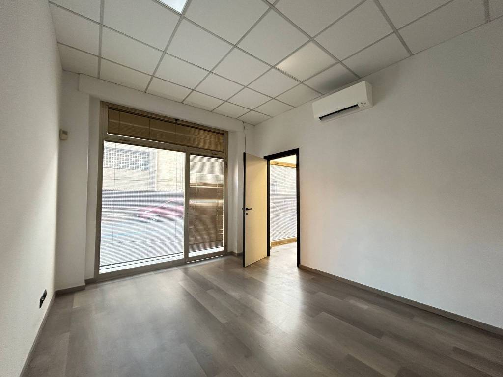 negozio in vendita a Bologna in zona Saffi