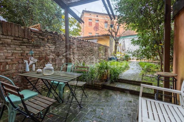 appartamento in vendita a Bologna in zona Santo Stefano