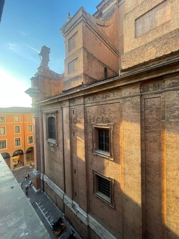 appartamento in vendita a Bologna in zona Centro Storico