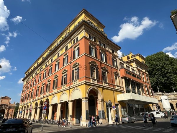 appartamento in vendita a Bologna in zona Quartiere Porto