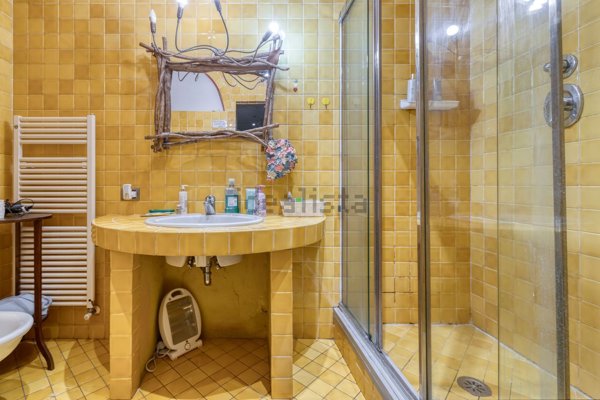 appartamento in vendita a Bologna in zona San Vitale