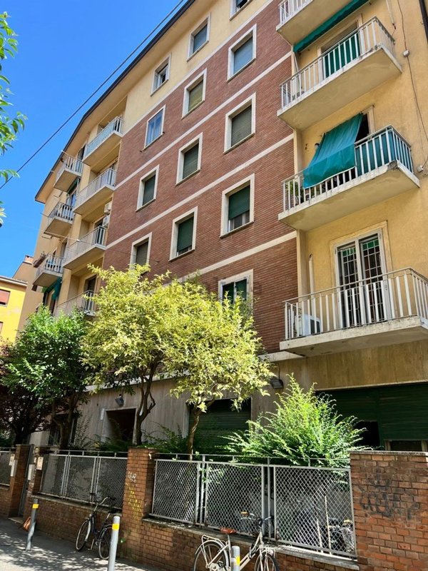 appartamento in vendita a Bologna in zona San Vitale