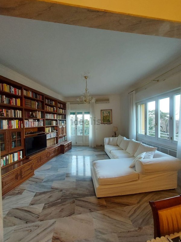 appartamento in vendita a Bologna in zona Santo Stefano