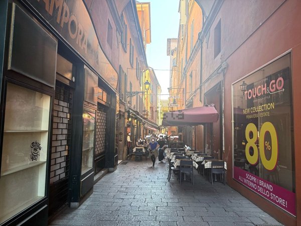 appartamento in vendita a Bologna in zona Centro Storico