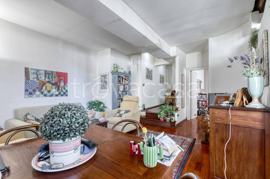 appartamento in vendita a Bologna in zona Santo Stefano
